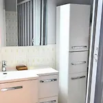 Апартаменты Appt 1 Chamb - Pres Du Centre Et De La Gare Сен-Рафаэль